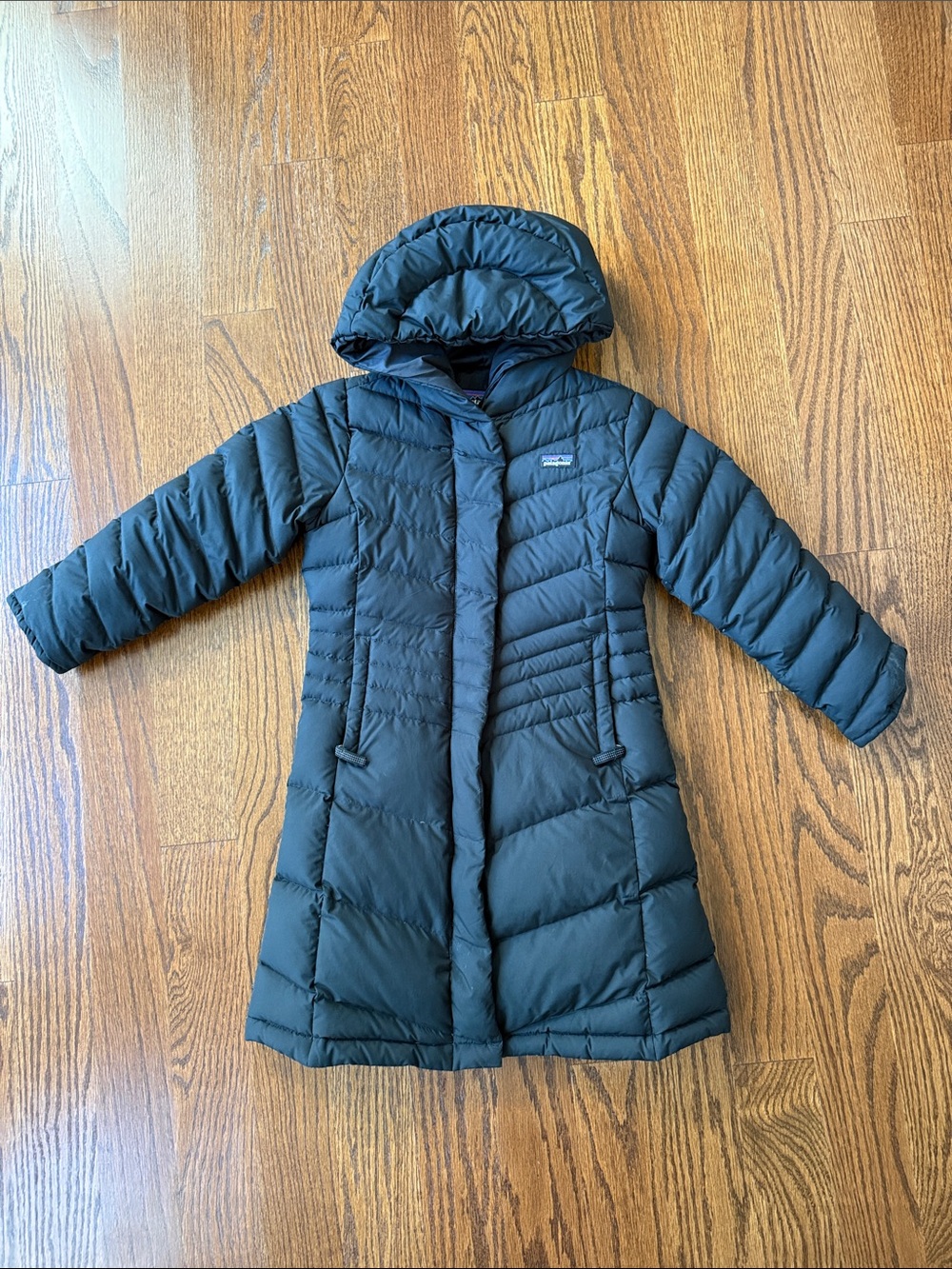 Girls Patagonia Long Quilted Hooded Down Puffer Coat